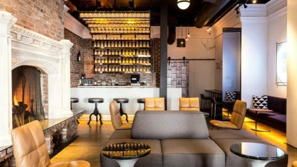 Hotel Zeppelin