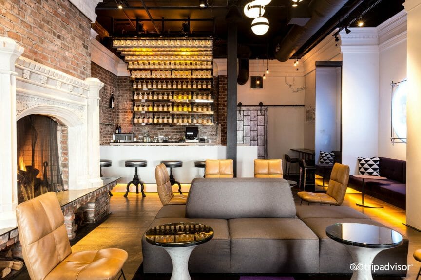 Hotel Zeppelin
